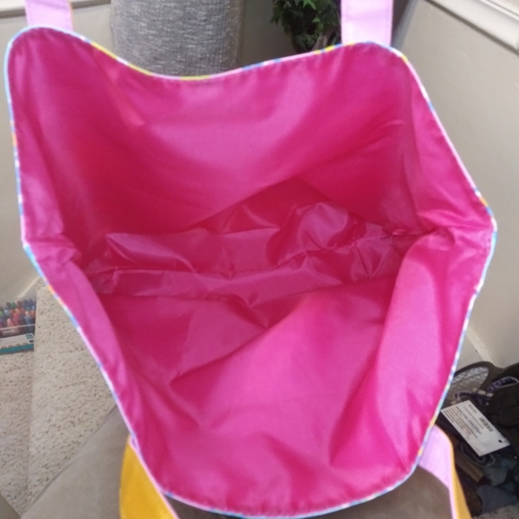 Lilly Pulitzer For Estee Lauder Bright Frutiy Floral Tote Bag - Picture 8 of 9